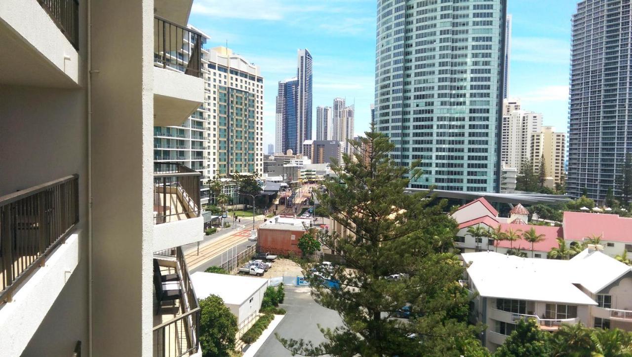 Genesis Apartments By Gold Coast Premium Luaran gambar