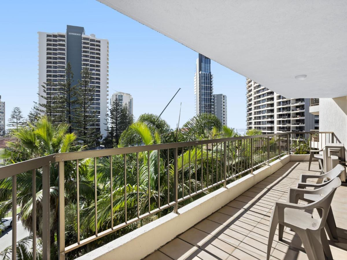 Genesis Apartments By Gold Coast Premium Luaran gambar